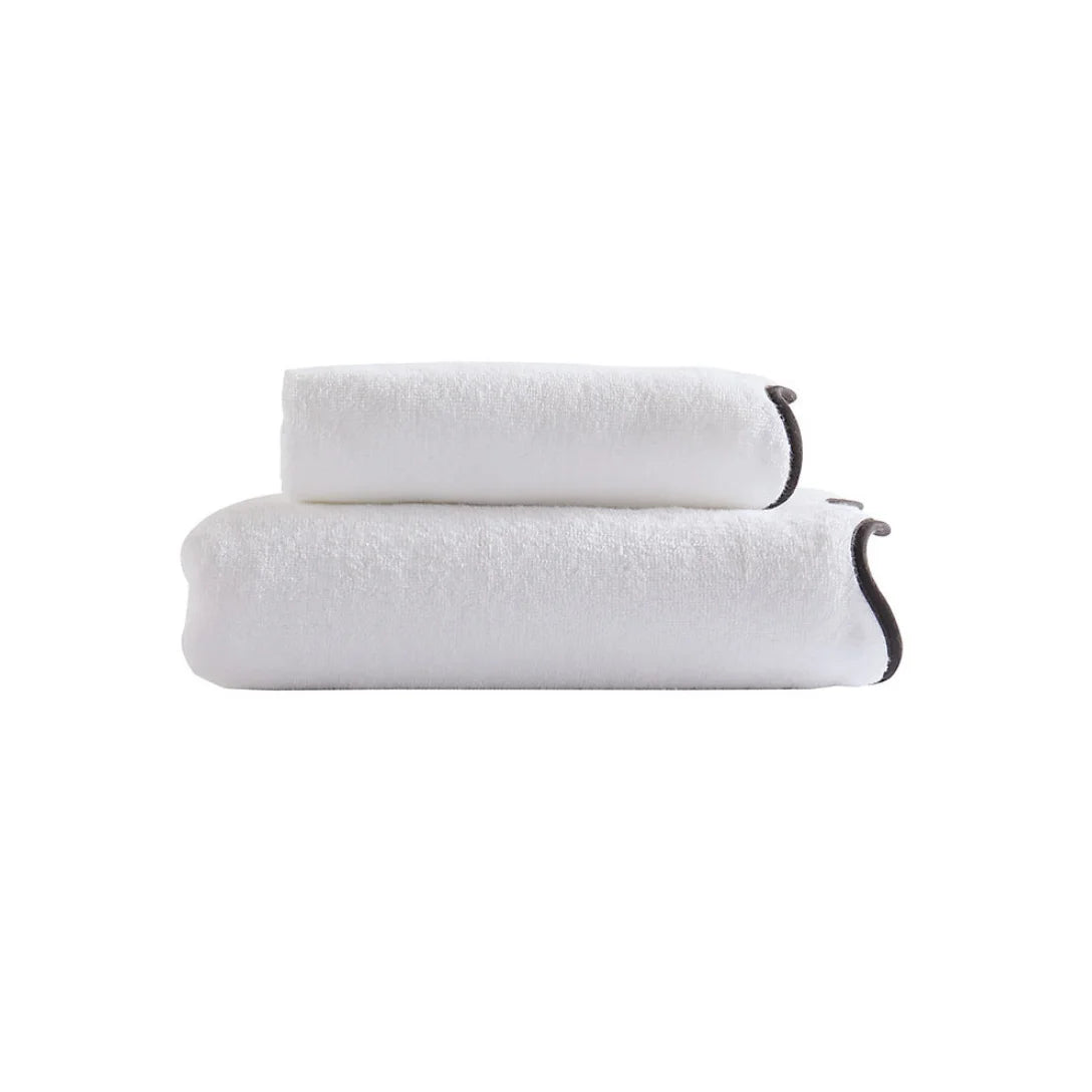 Scalloped Edge Bath Towels