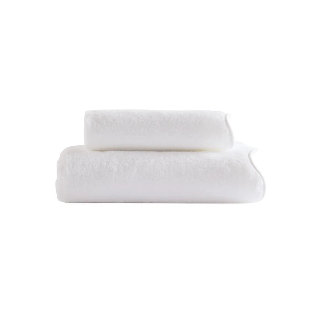 Scalloped Edge Bath Towels