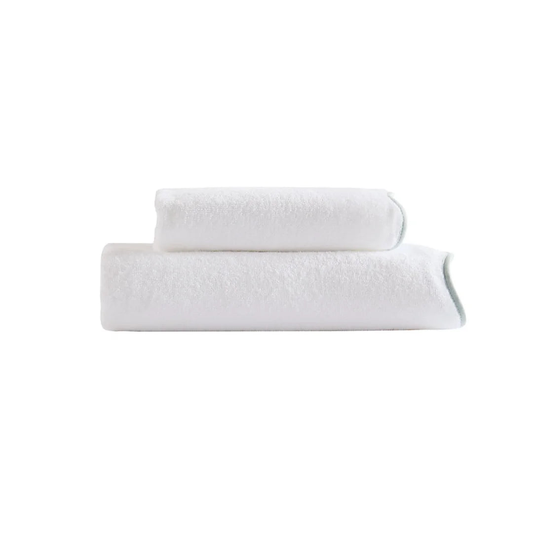 Scalloped Edge Bath Towels