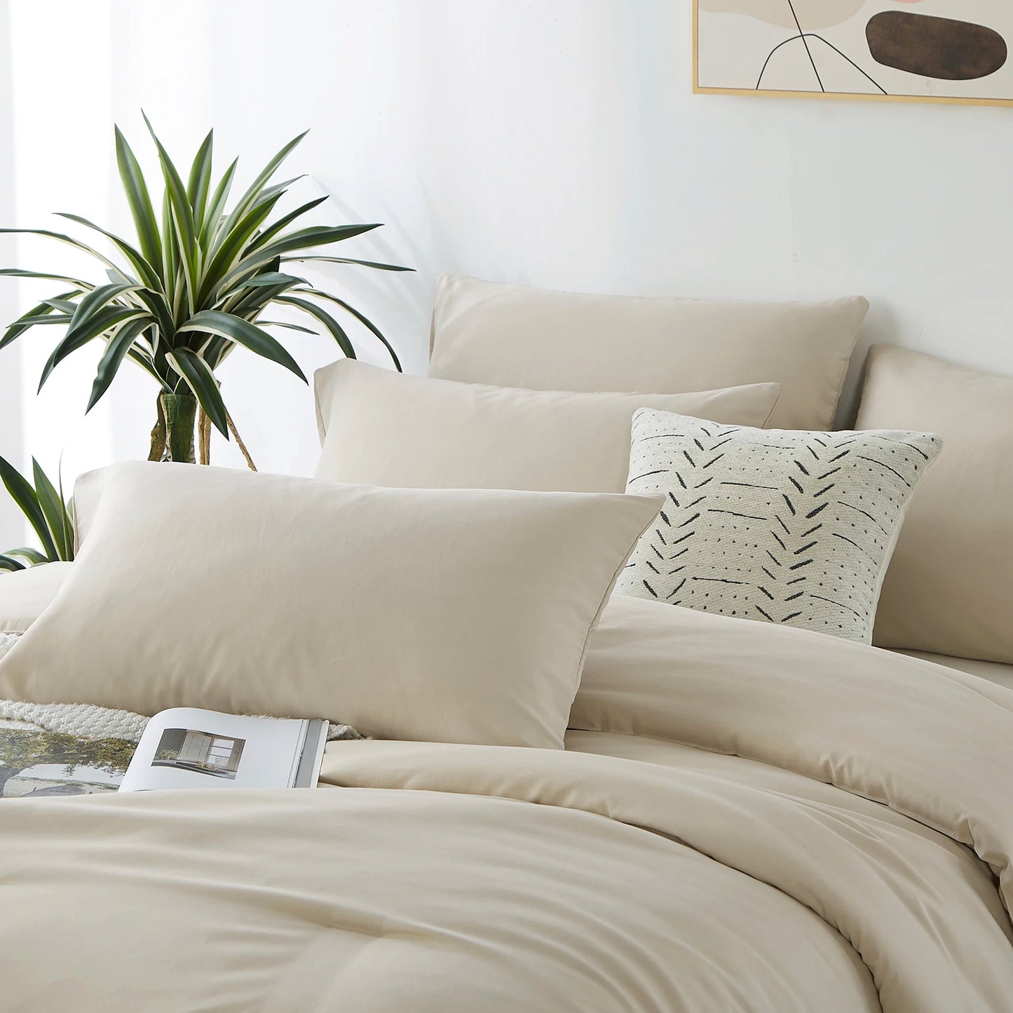 3PCS solid color comforter set, 1 comforter and 2 pillowcase for all seasons.