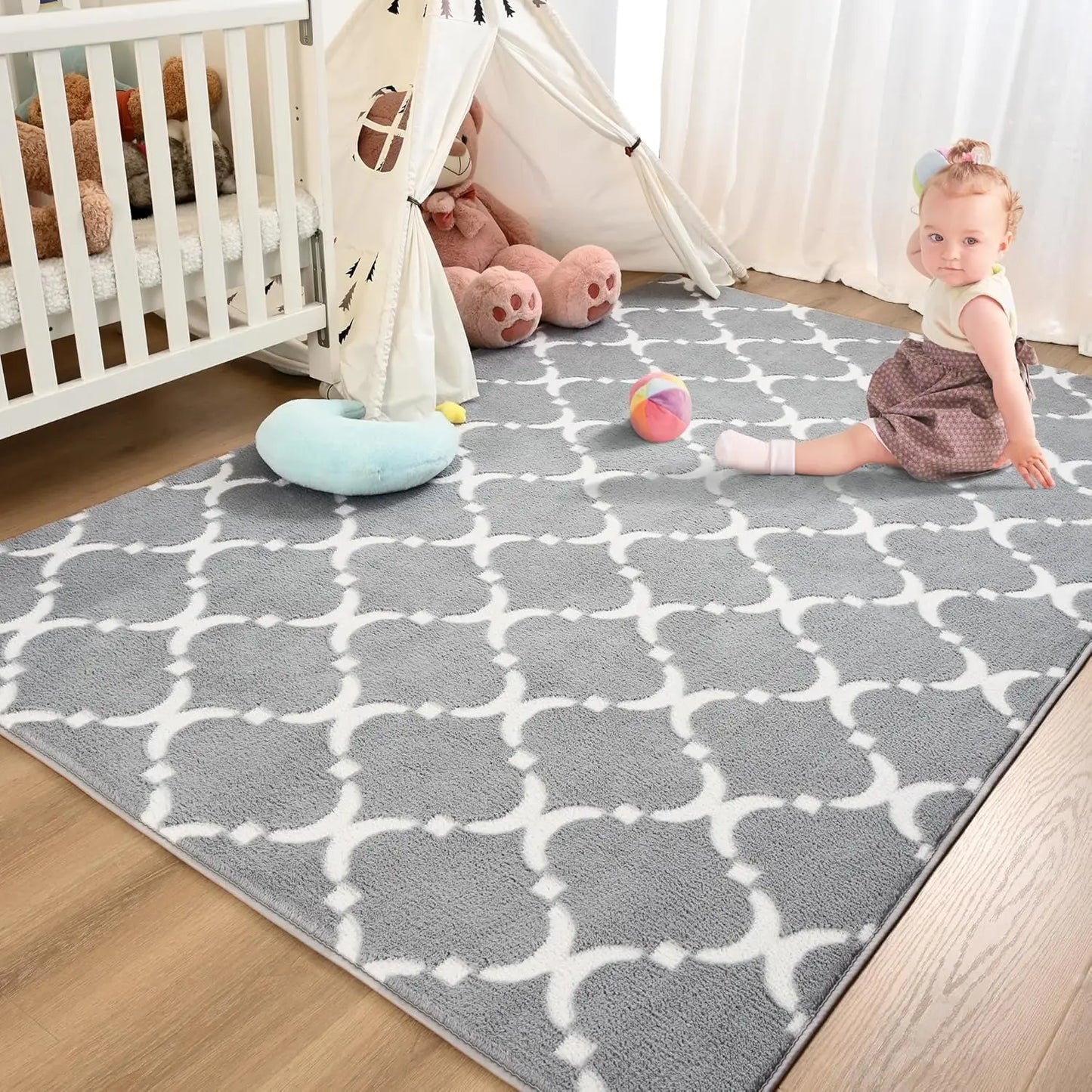 Large Plush Geometric Shag Rug Memory Foam