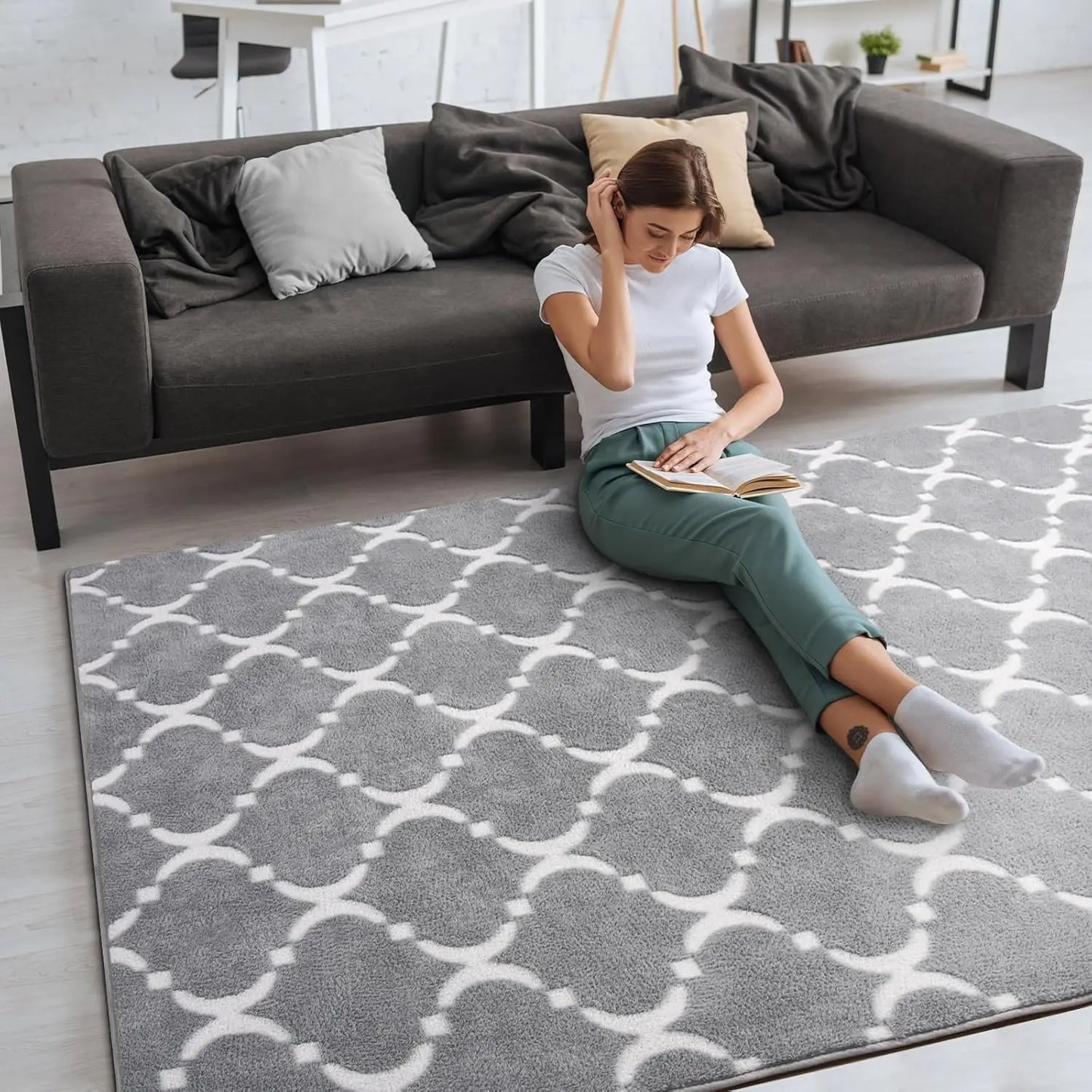 Large Plush Geometric Shag Rug Memory Foam