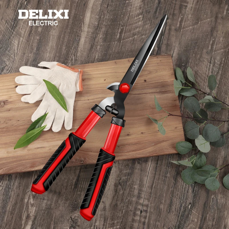 Hedge Clippers & Shears Made with Shock-Absorbing
