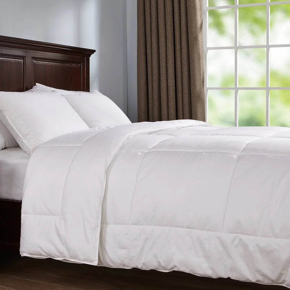 Hypoallergenic Down Alternative Comforter