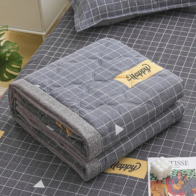 Soft Skin Friendly Summer Quilt