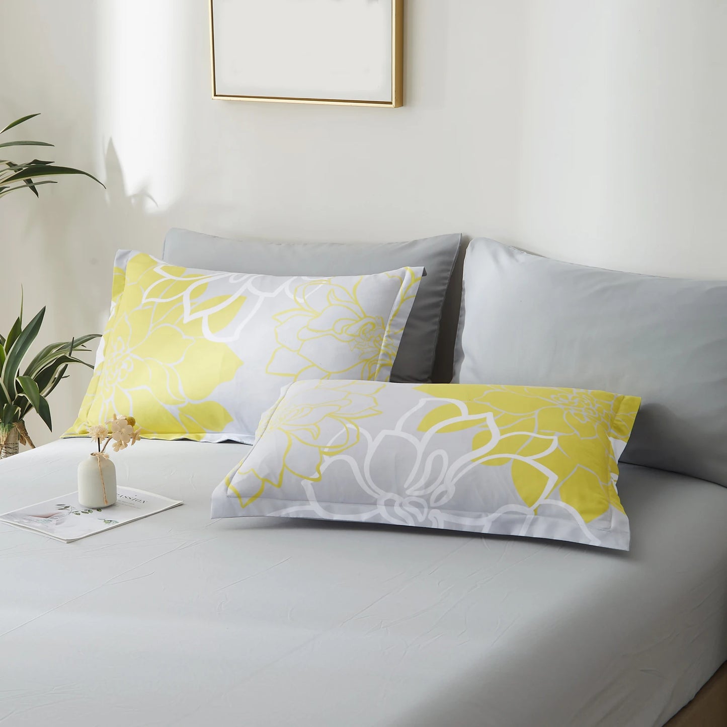 Reversible Botanical Flowers Comforter Set