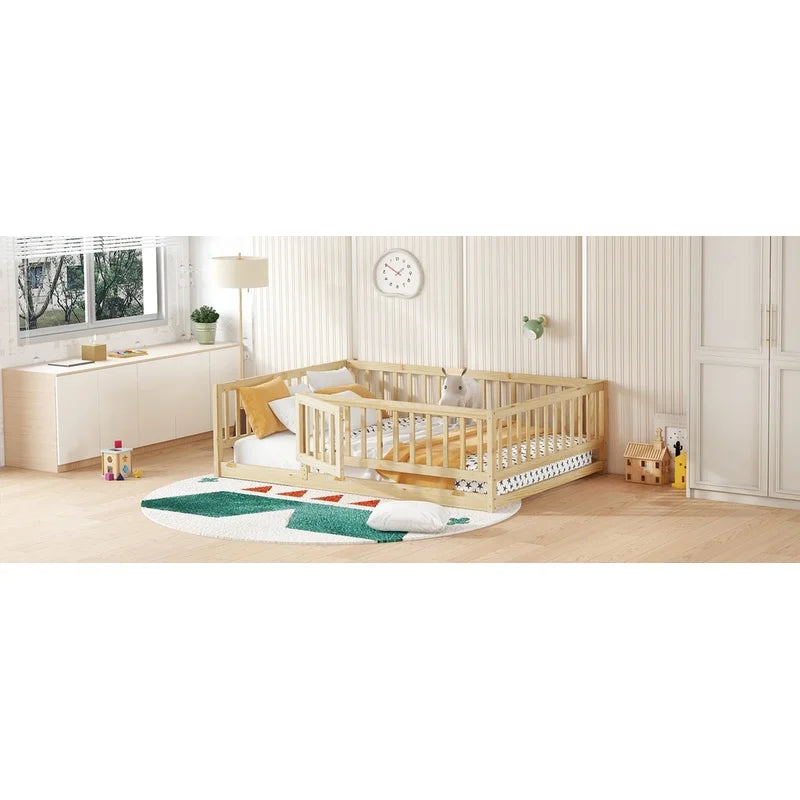 Montessori Floor Bed with Slats with Fence and Door