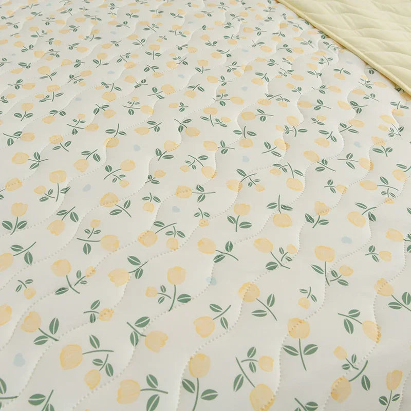 Summer Soft Comfortable Quilt