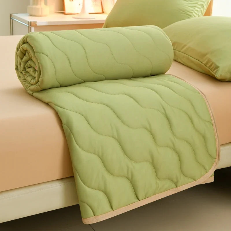 Summer Soft Comfortable Quilt