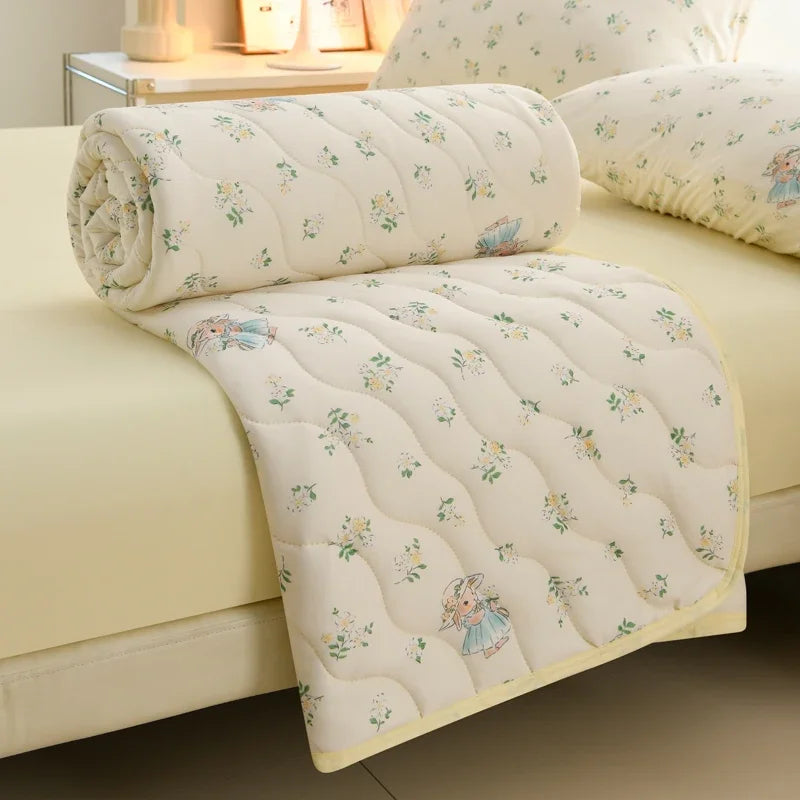 Summer Soft Comfortable Quilt