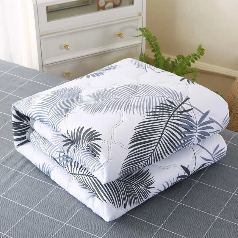 Soft Skin Friendly Summer Quilt