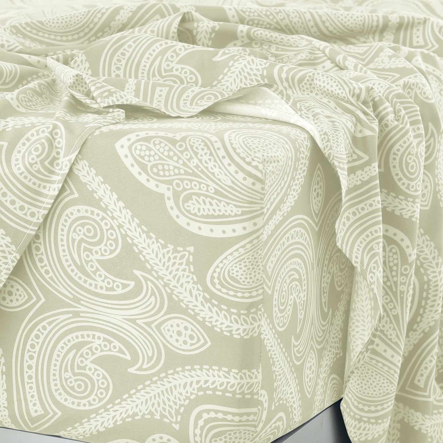 Lux Decor Paisley Bed Sheet Set