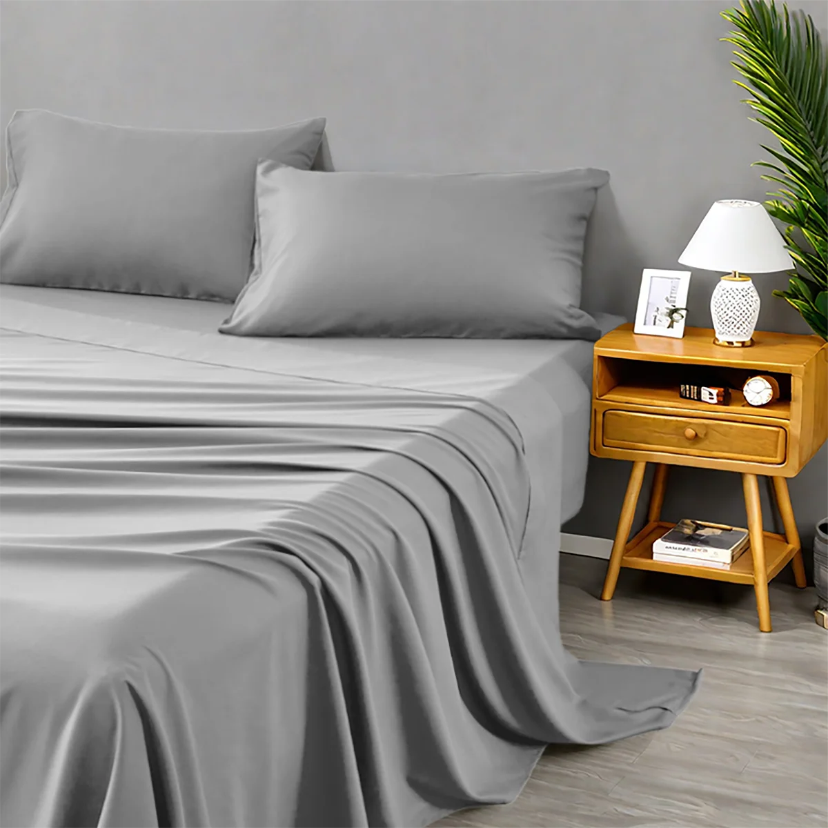 Fashionable Solid Color Soft Bedding Set, Suitable For All Seasons