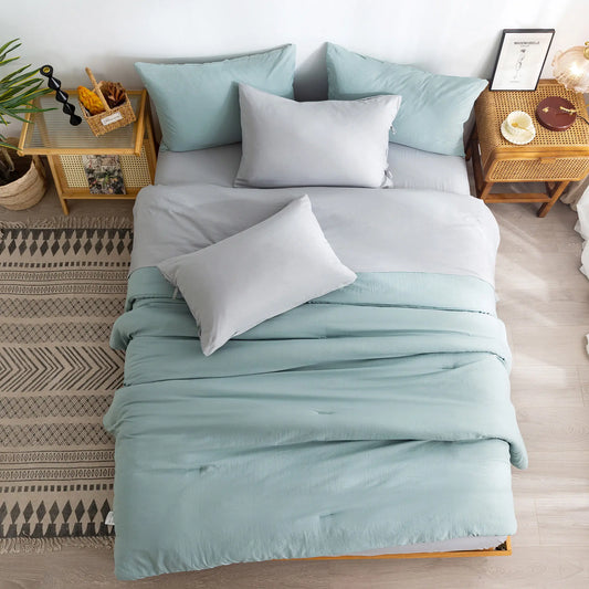 Aesthetic Solid Poly Cotton Comforter Set