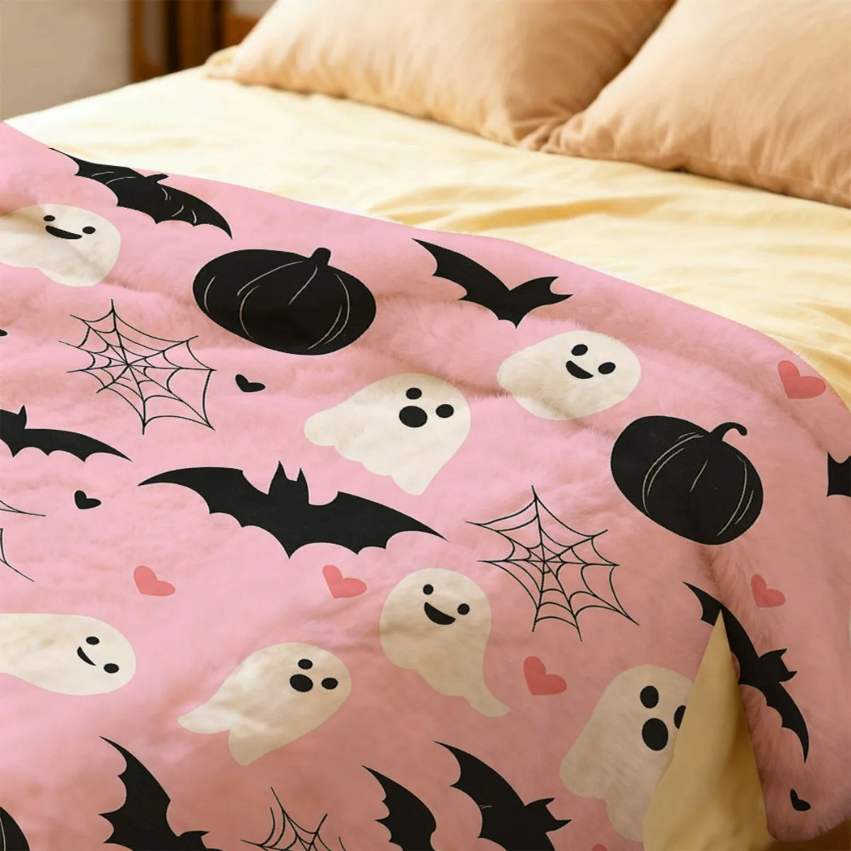 Bedspread with Ghosts, Bats, Hearts & Balloons