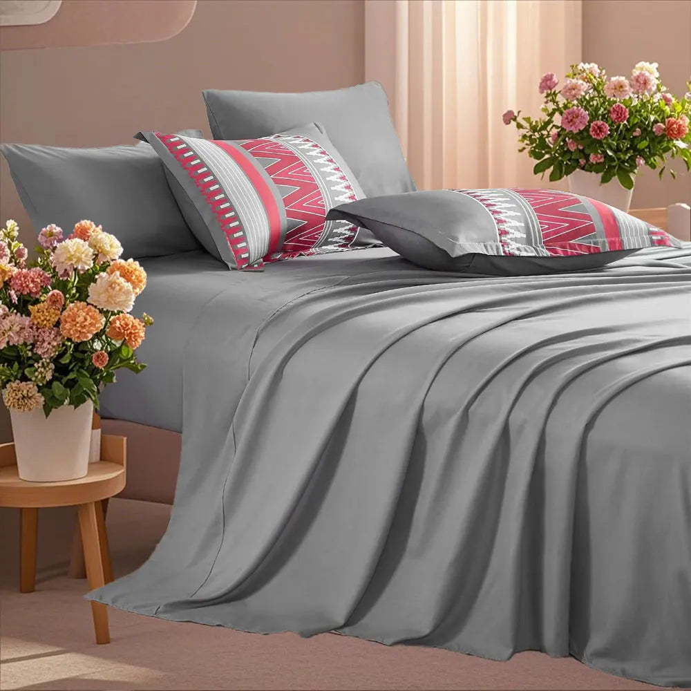 Soft and comfortable bedding set