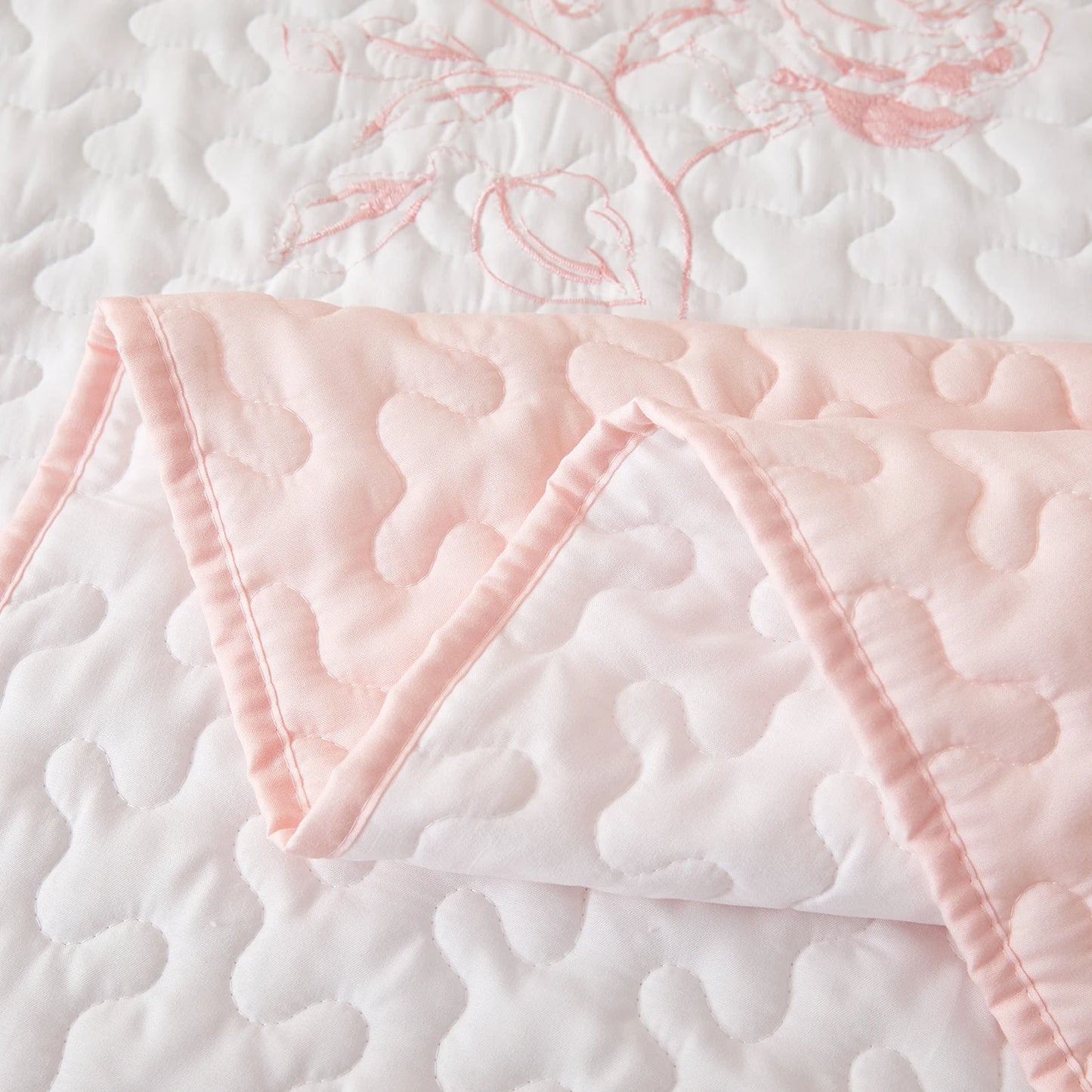 Multi-color Rose Print Quilted Quilt Bedding - All Seasons