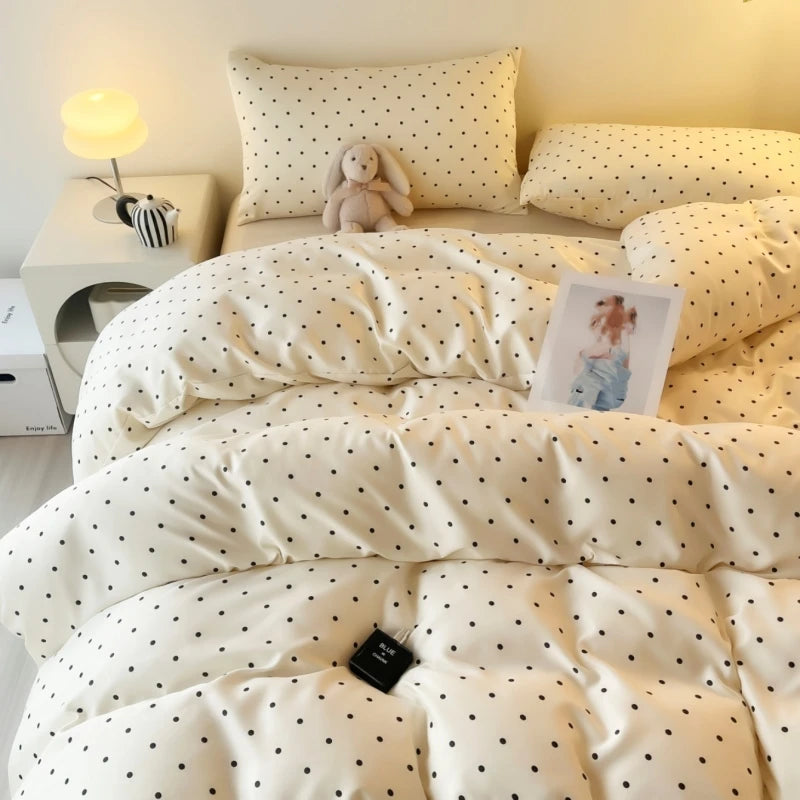 Satin Duvet cover set with Black dot print