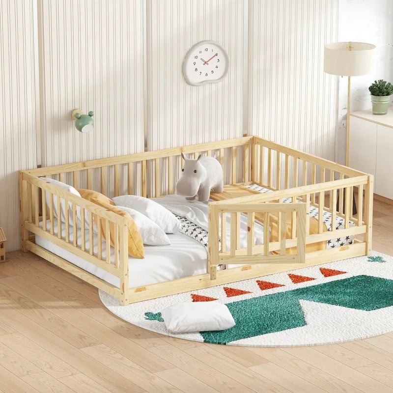 Montessori Floor Bed with Slats with Fence and Door