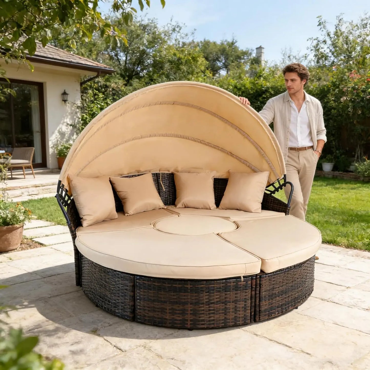 Round Retractable Canopy Daybed