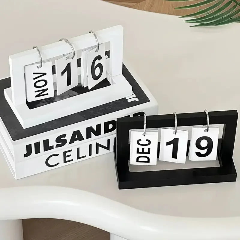 Modern Desk Calendar Accessories