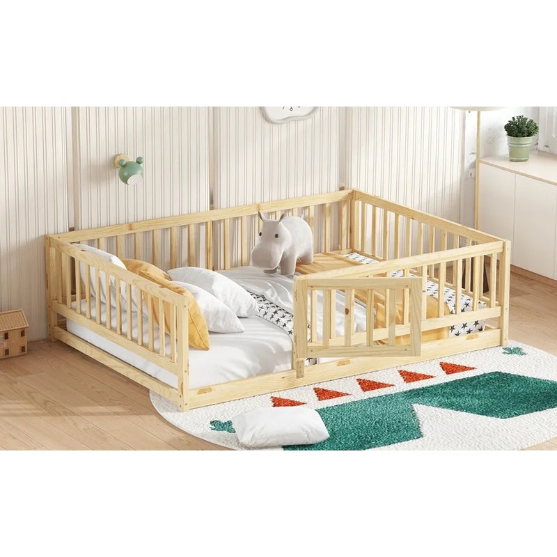 Montessori Floor Bed with Slats with Fence and Door