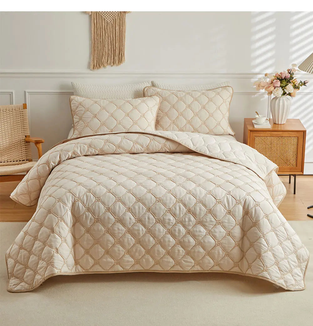 Summer Microfiber Quilted Bedspread Comforter