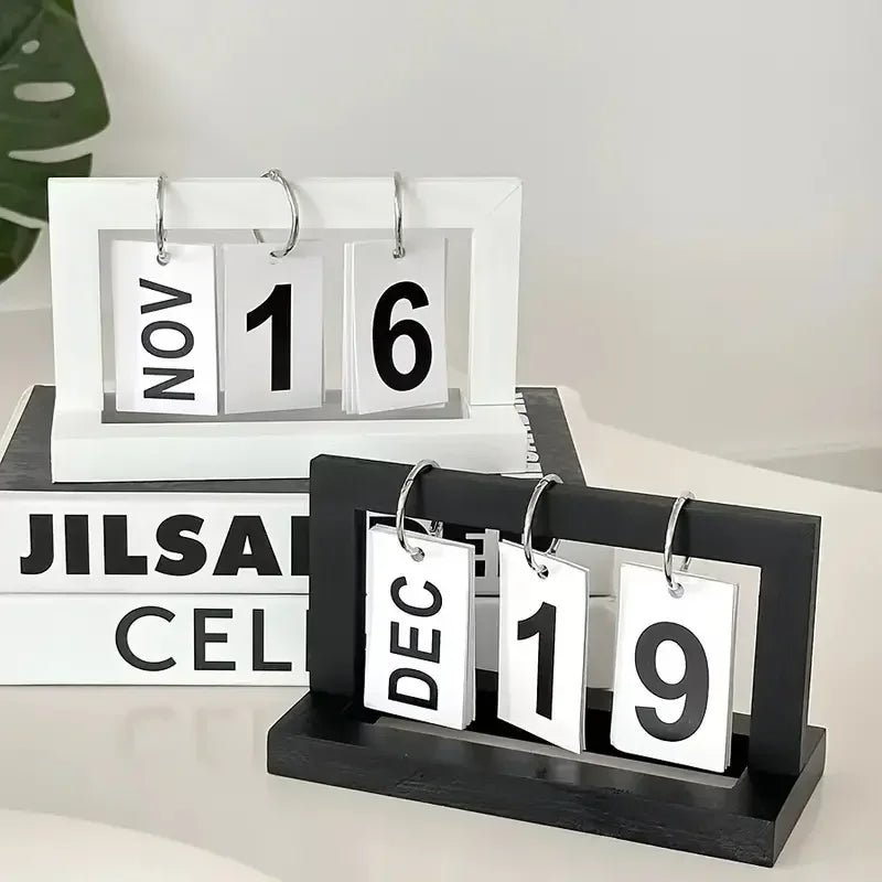 Modern Desk Calendar Accessories