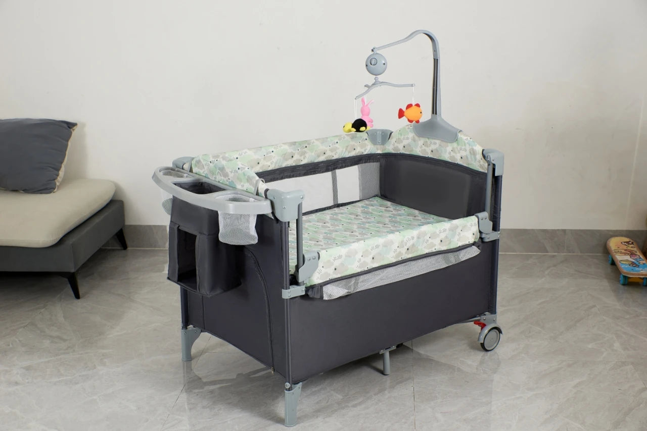 Portable Bassinet Baby Travel Crib with Changing Table