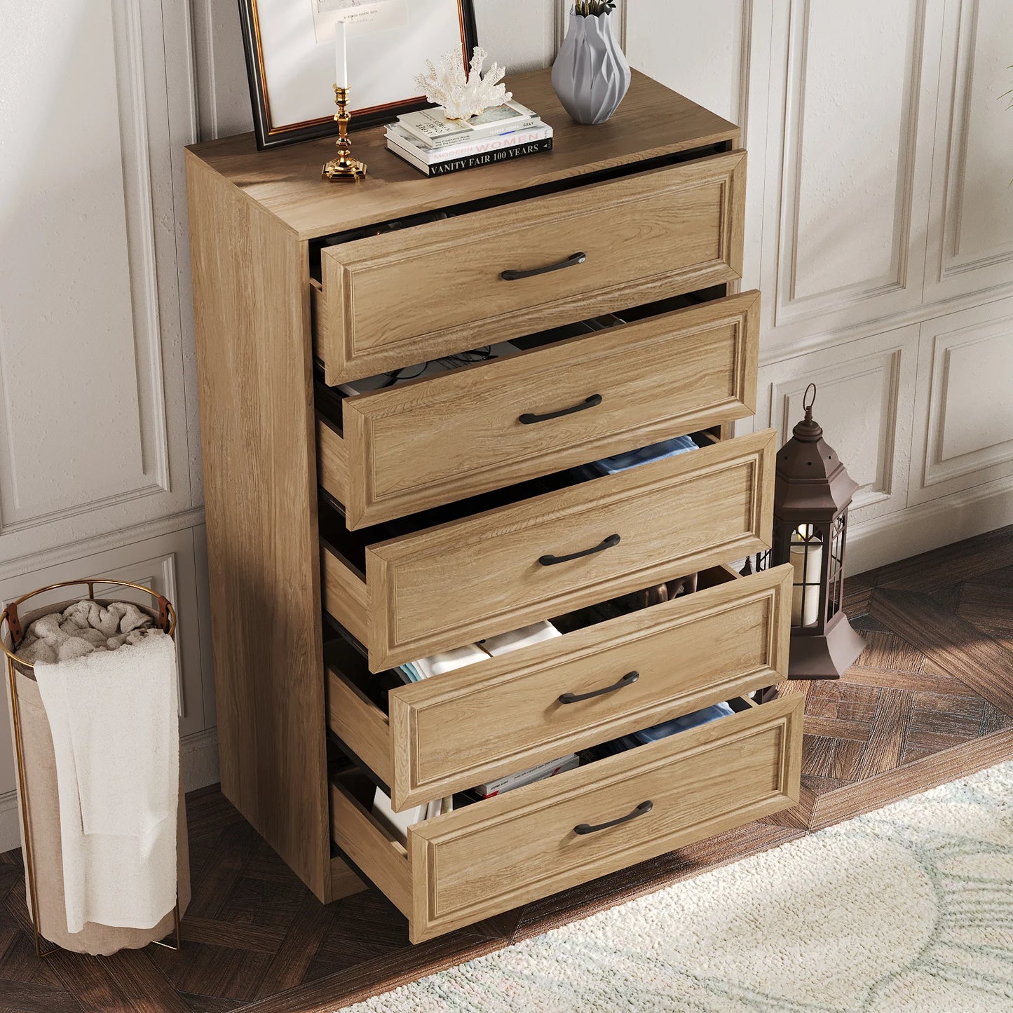 Wooden Chest Drawers with Metal Handles for the Bedroom