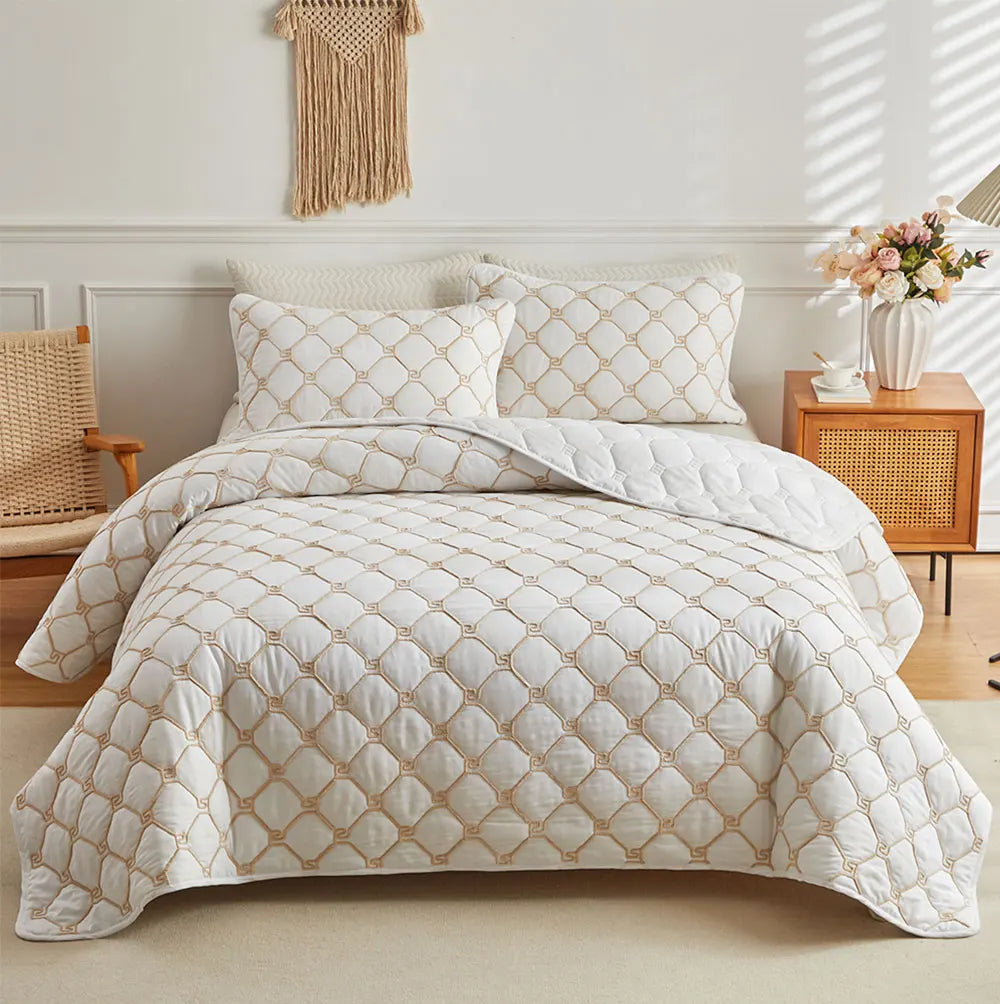 Summer Microfiber Quilted Bedspread Comforter