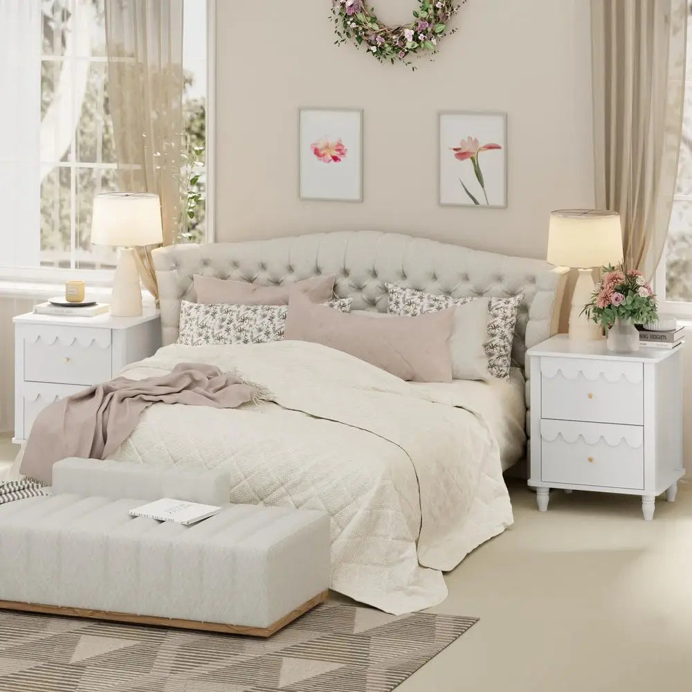 Modern Night Stand Set 2 with Petal Pattern