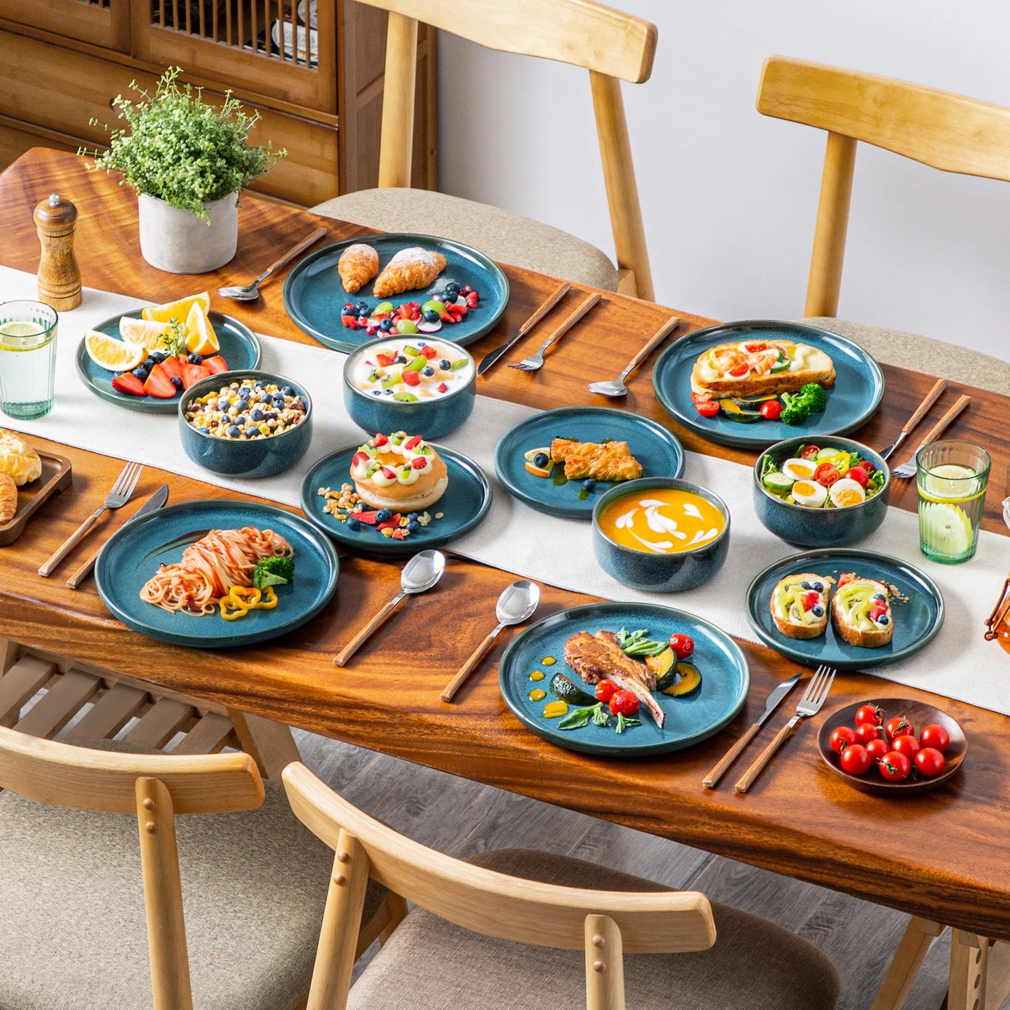 Reactive Glaze Vertical Edge Dinnerware Set